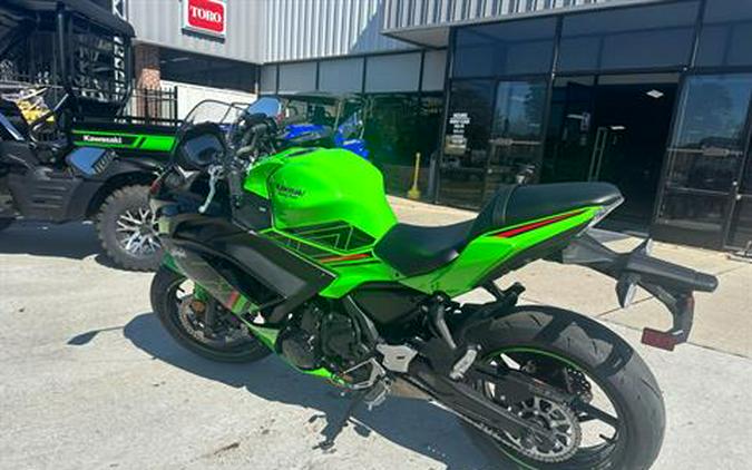 2024 Kawasaki Ninja 650 KRT Edition ABS