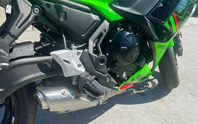 2024 Kawasaki Ninja 650 KRT Edition ABS