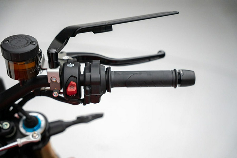 2021 Ducati Streetfighter V4 Ducati Red