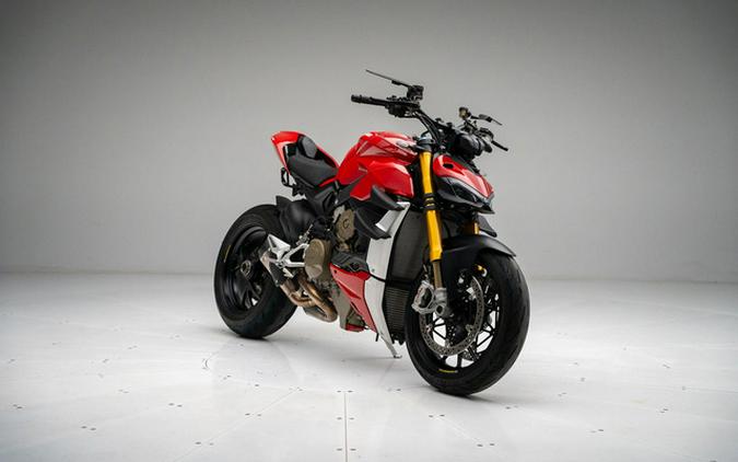 2021 Ducati Streetfighter V4 Ducati Red