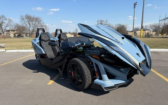 2026 Slingshot Signature Edition, 49ST, GOLDEN STEEL/BLACK CRYSTAL - Slingshot