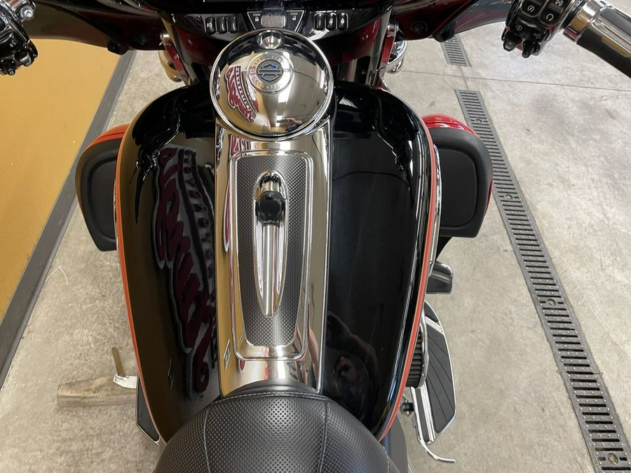 2016 Harley-Davidson® FLHTKSE - CVO™ Limited