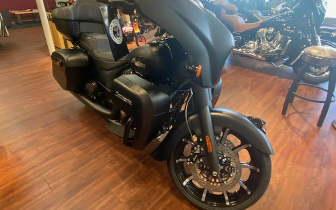 2024 Indian Motorcycle® Roadmaster® Dark Horse®