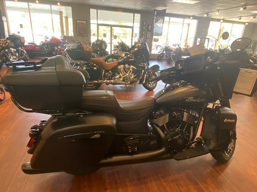 2024 Indian Motorcycle® Roadmaster® Dark Horse®