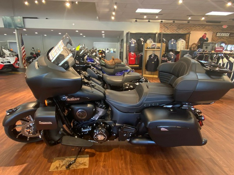 2024 Indian Motorcycle® Roadmaster® Dark Horse®