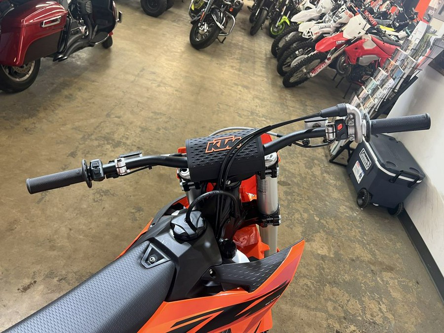 2025 KTM SX 250