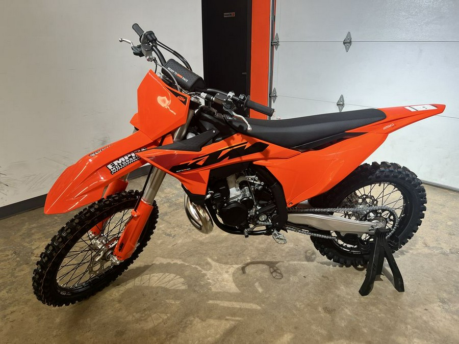 2025 KTM SX 250