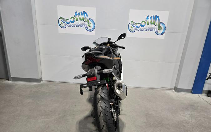 2026 Kawasaki Ninja® ZX™-4RR ABS