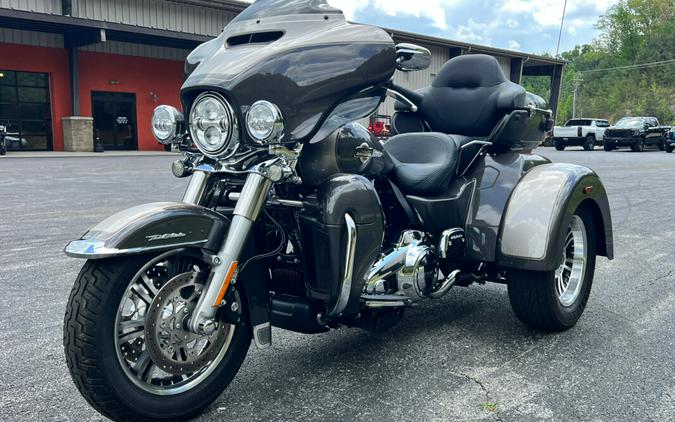 FLHTCUTG 2023 Tri Glide Ultra