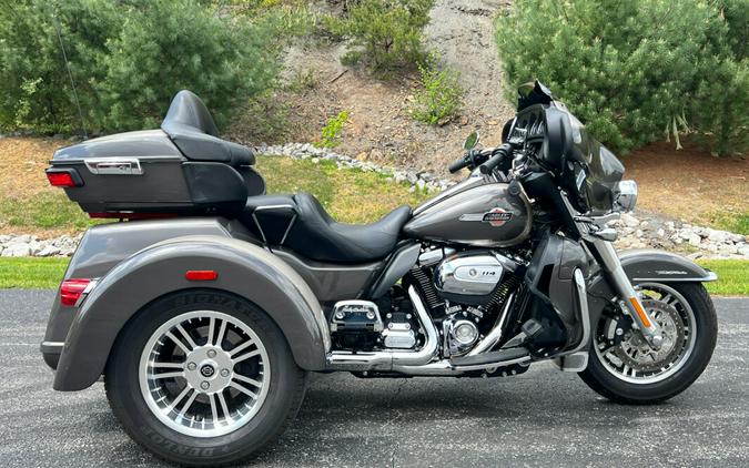 FLHTCUTG 2023 Tri Glide Ultra