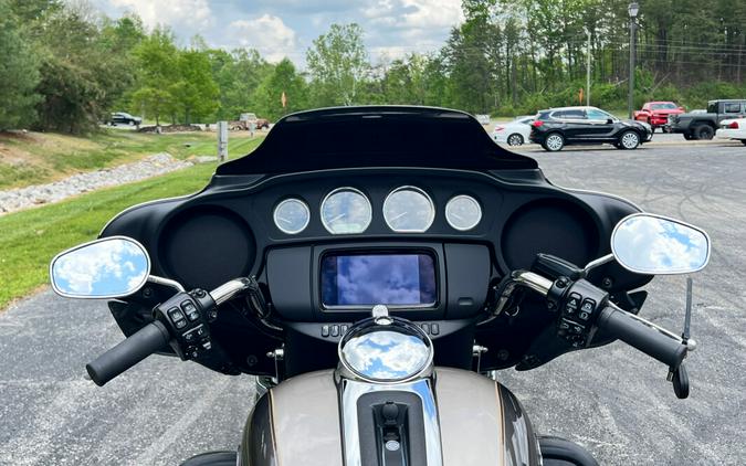 FLHTCUTG 2023 Tri Glide Ultra