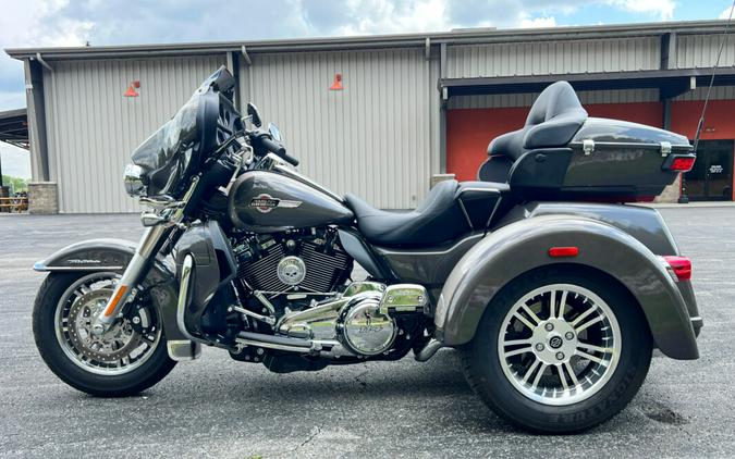 FLHTCUTG 2023 Tri Glide Ultra