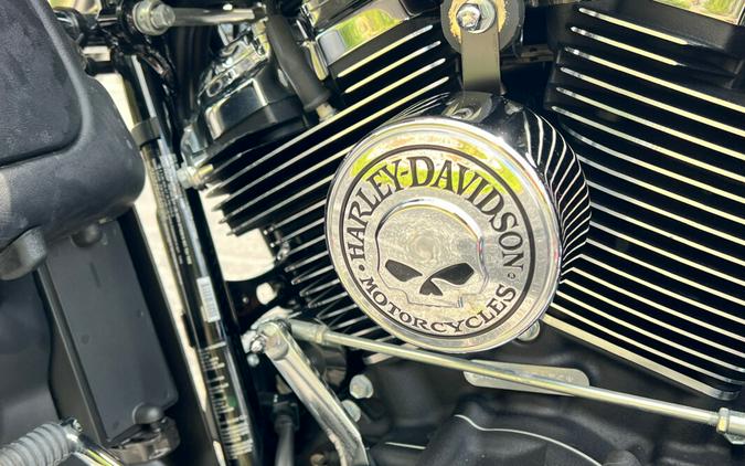FLHTCUTG 2023 Tri Glide Ultra