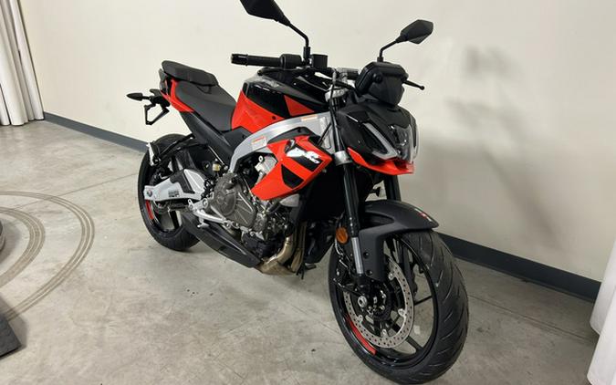 2026 Aprilia Tuono 457