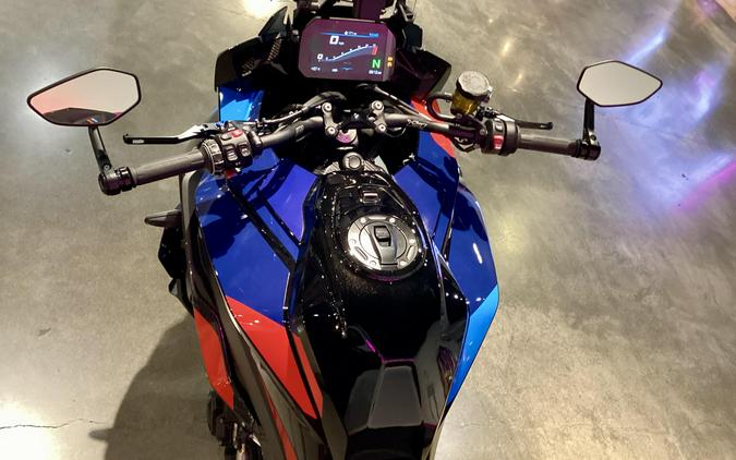 2026 BMW M 1000 XR