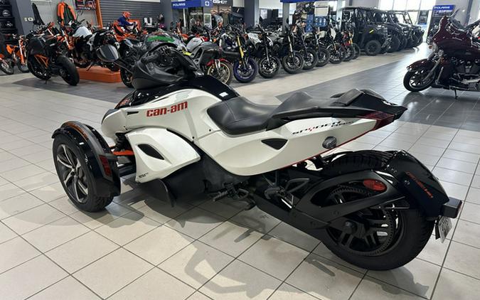 2014 Can-Am Spyder RS-S