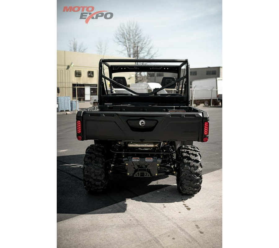 2024 Can-Am® Defender DPS HD7 Tundra Green