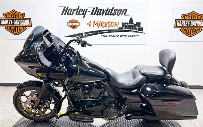 2023 Harley-Davidson Road Glide ST FLTRXST 13,792 Miles Vivid Black