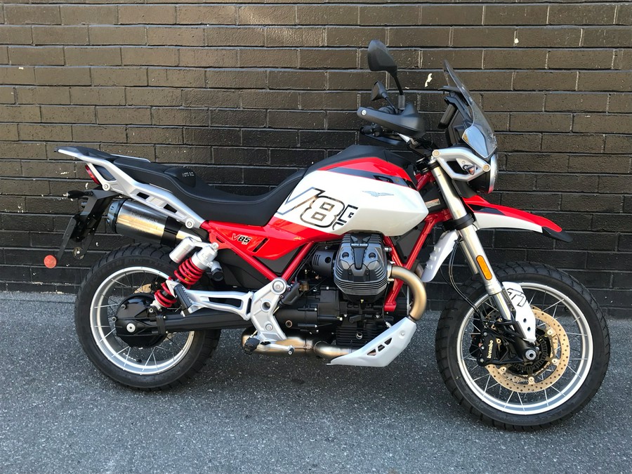 2025 Moto Guzzi V85 TT