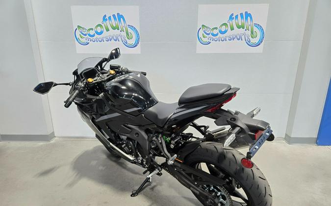 2026 Kawasaki Ninja® ZX™-4RR ABS