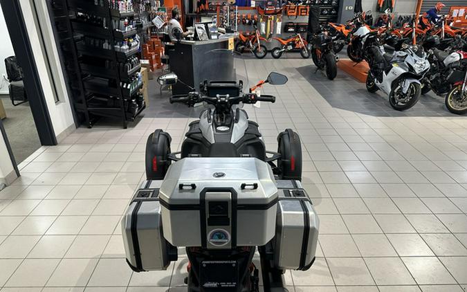 2025 Can-Am Canyon? XT