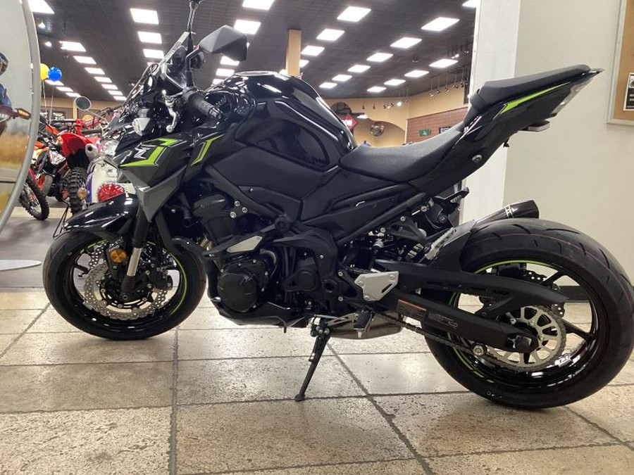 New 2024 KAWASAKI Z900 ABS METALLIC SPARK BLACK AND METALLIC MATTE DARK GRAY