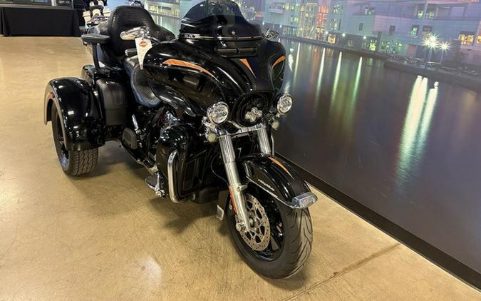 2020 Harley-Davidson Trike FLHTCUTG - Tri Glide Ultra