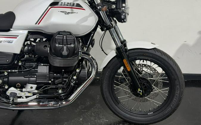 2027 Moto Guzzi V7 Special