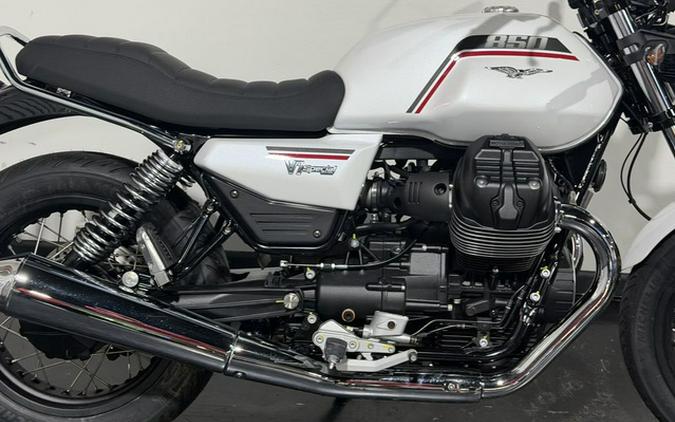 2027 Moto Guzzi V7 Special