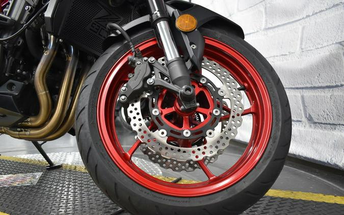 2021 Kawasaki Z900 ABS Metallic Spark BlackMetallic Flat Spark Black