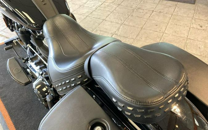 2018 Harley-Davidson FLHCS - Softail Heritage Classic 114