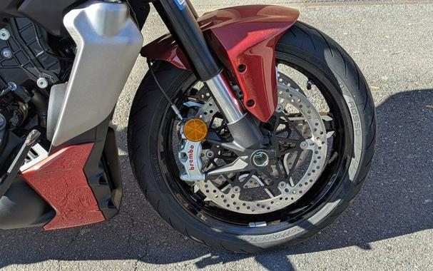 2026 Ducati XDiavel V4 Burning Red