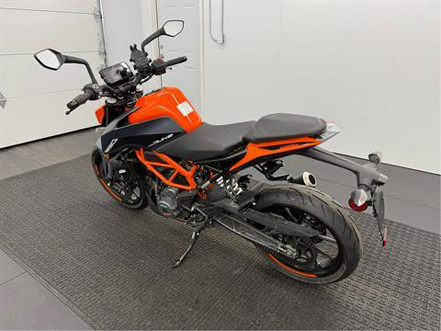 2023 KTM 390 Duke