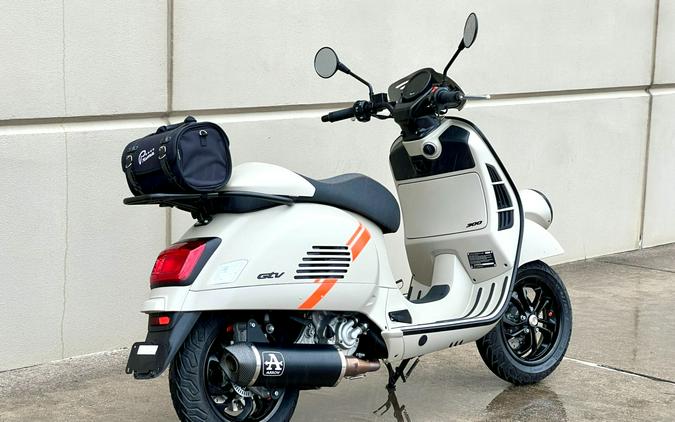 2024 Vespa GTV 300
