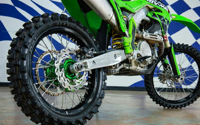 2022 KX™ 450 - Kawasaki