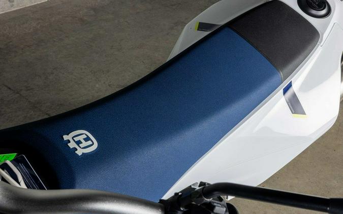 2027 Husqvarna 701 ENDURO - VM789264