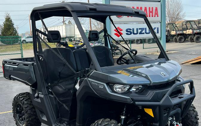 2023 Can-Am® Defender XT HD10