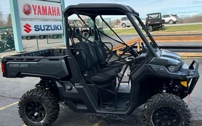 2023 Can-Am® Defender XT HD10