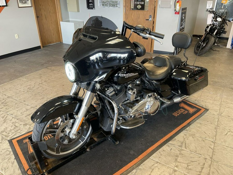 2017 Harley-Davidson FLHXS - Street Glide Special