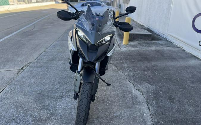 2022 Ducati Multistrada V4S Aviator Grey / Alloy Wheels
