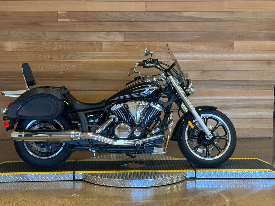 2015 Yamaha V Star 950 Tourer