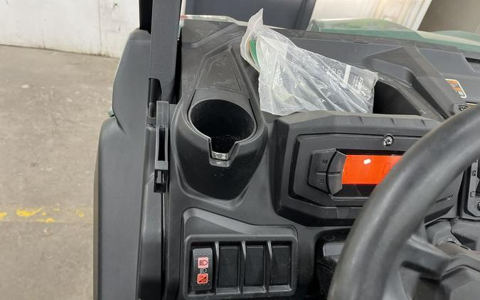 2025 Can-Am DEFENDER MAX DPS 62 HD7 - COMPASS GREEN