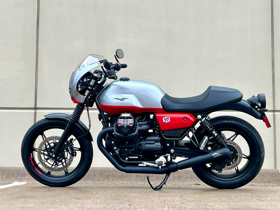 2024 Moto Guzzi V7 Stone Corsa