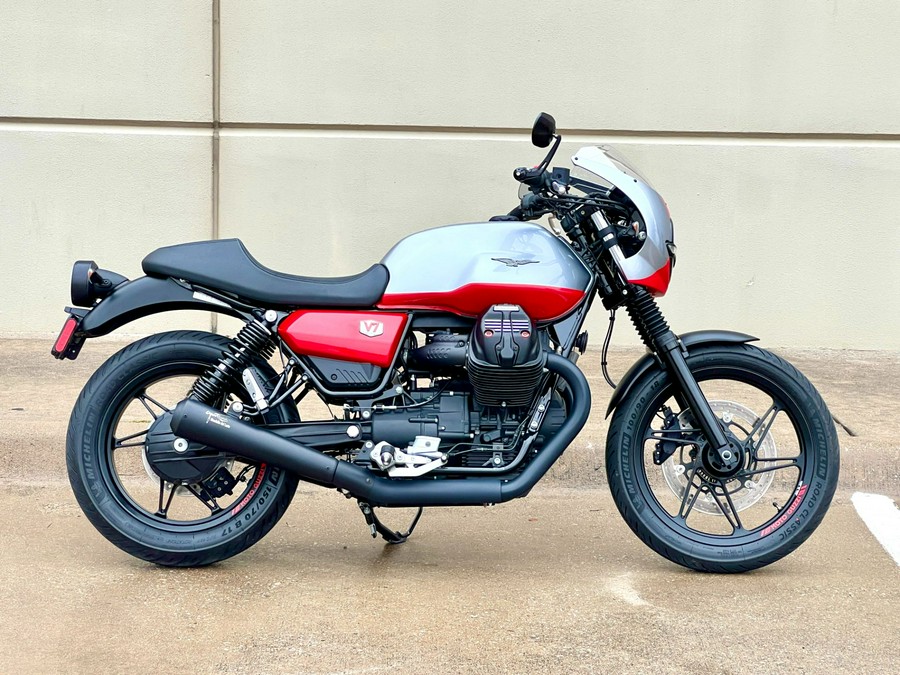 2024 Moto Guzzi V7 Stone Corsa