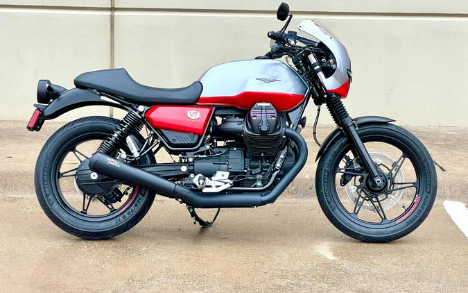 2024 Moto Guzzi V7 Stone Corsa