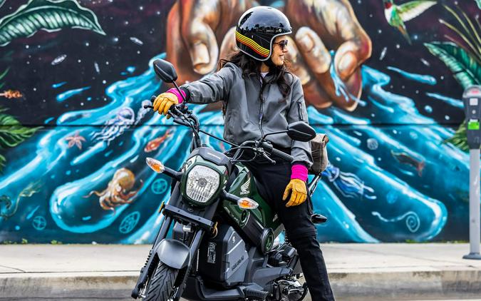 2023 Honda Navi Base