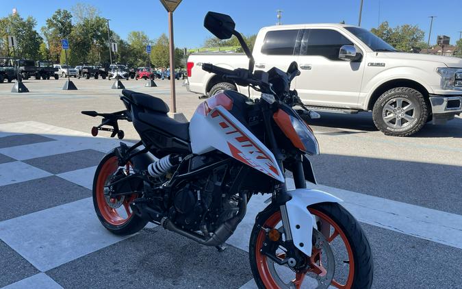 2024 KTM Duke 250