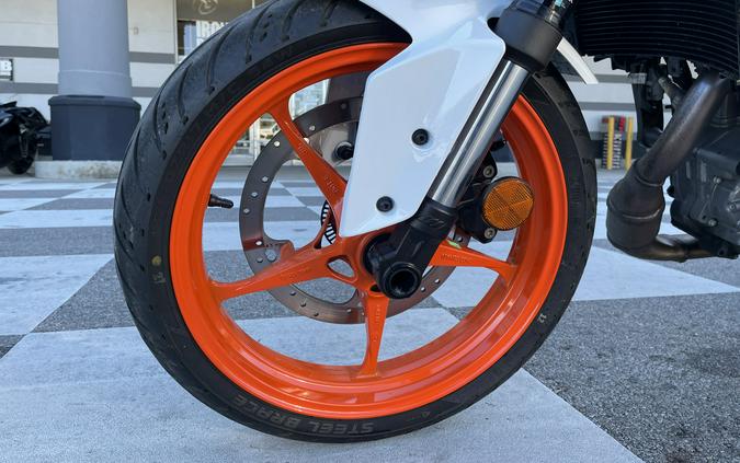 2024 KTM Duke 250