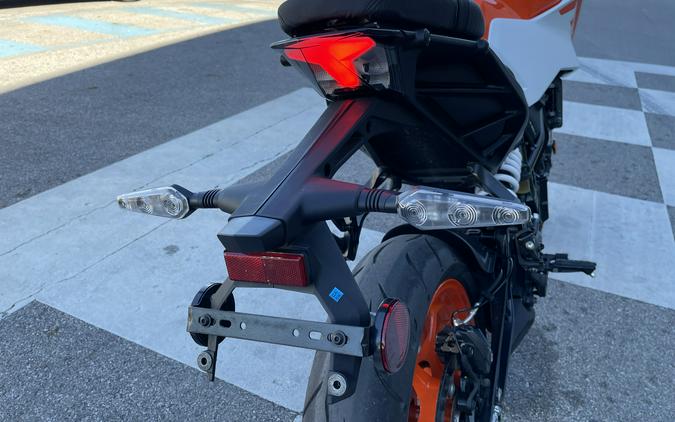 2024 KTM Duke 250