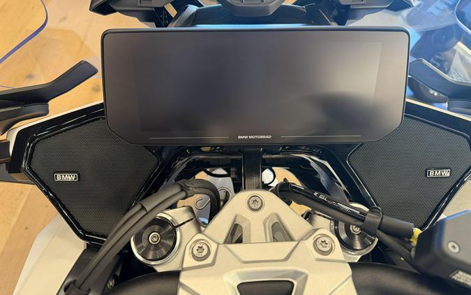 2026 BMW R 1300 RT
